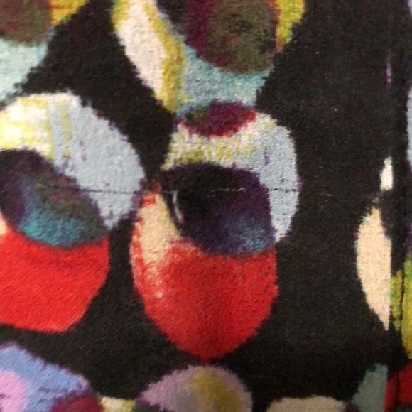 Liz Claiborne Ladies Petite Sleeveless Blouse - Picture 6 of 10